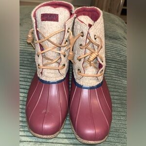 Size 8 Duck boots